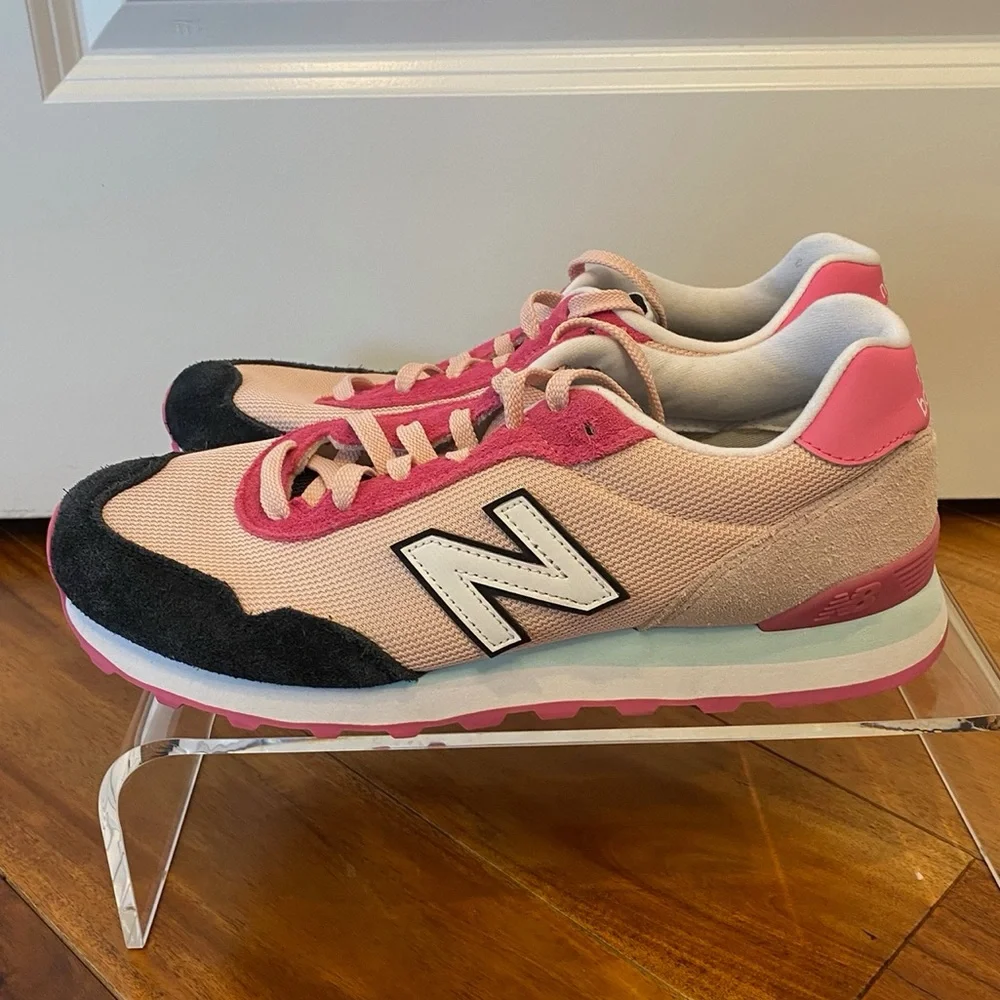 New Balance 515v3 Women’s Pink and Black Sneakers Size 10 - Picture 5 of 7